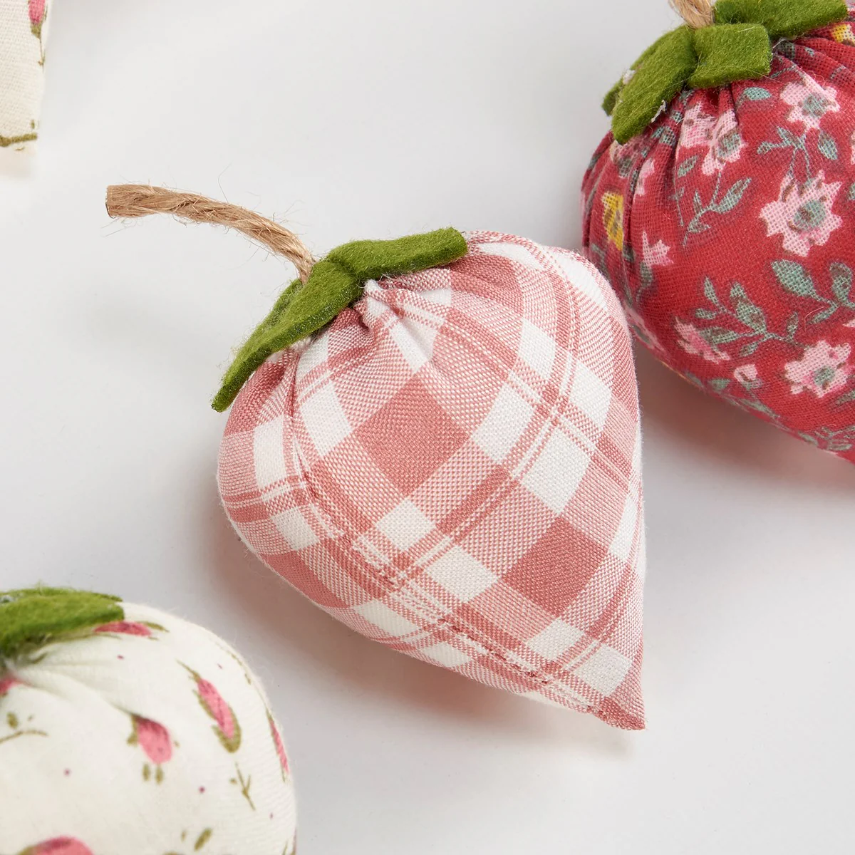 Fabric Strawberries In Basket - Image 3