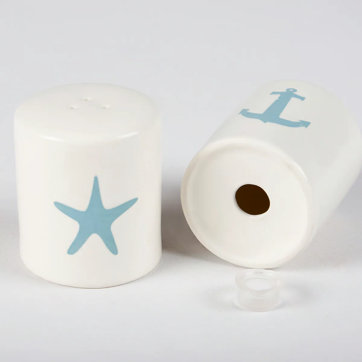 Anchor and Starfish Salt And Pepper Shakers - Image 3
