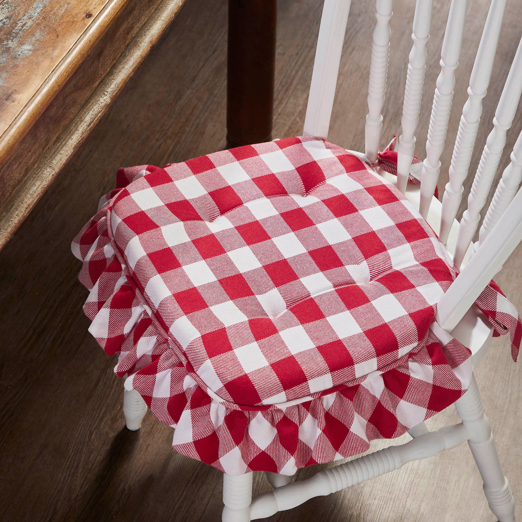 Annie Buffalo Check Red Ruffled Chair Pad