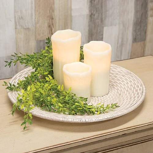Antiqued White Basket Weave Display 15.5" Plate - Image 2