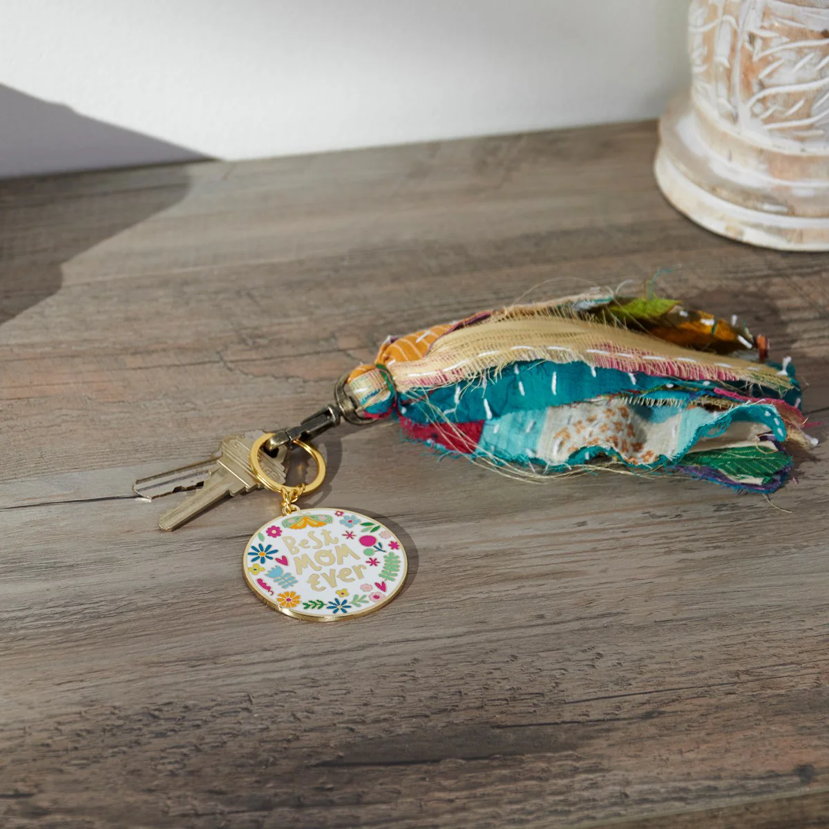 Best Mom Ever Colorful Flowers Keychain - Image 2
