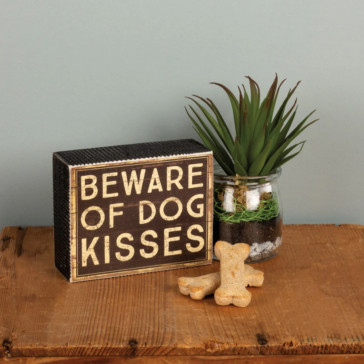 Beware Of Dog Kisses Small Box Sign - Image 2