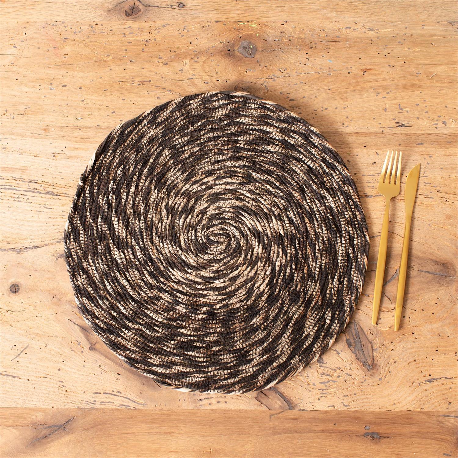 Black And Tan Coiled Jute 15" Charger
