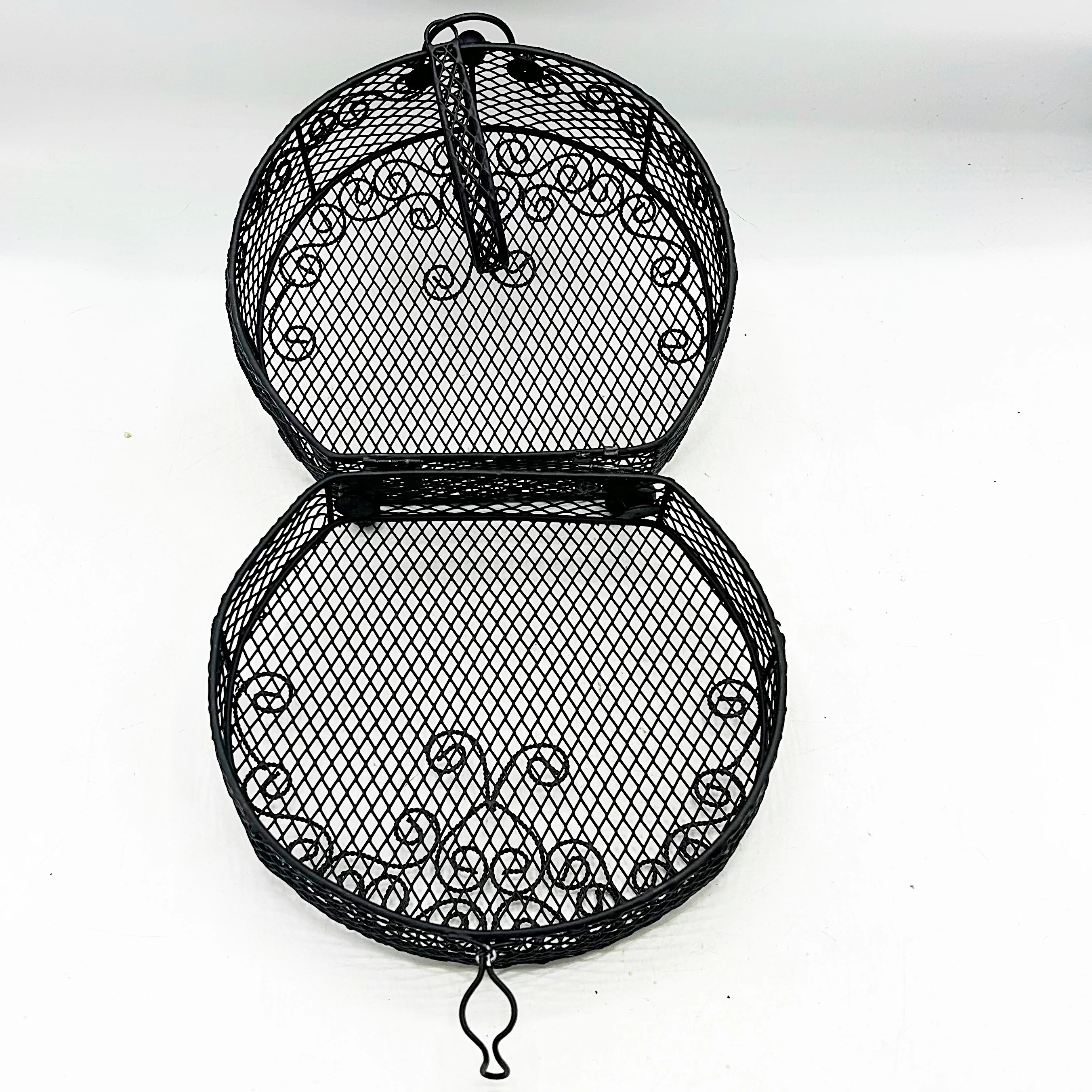 Black Metal Mesh Purse Shaped Container - Image 2