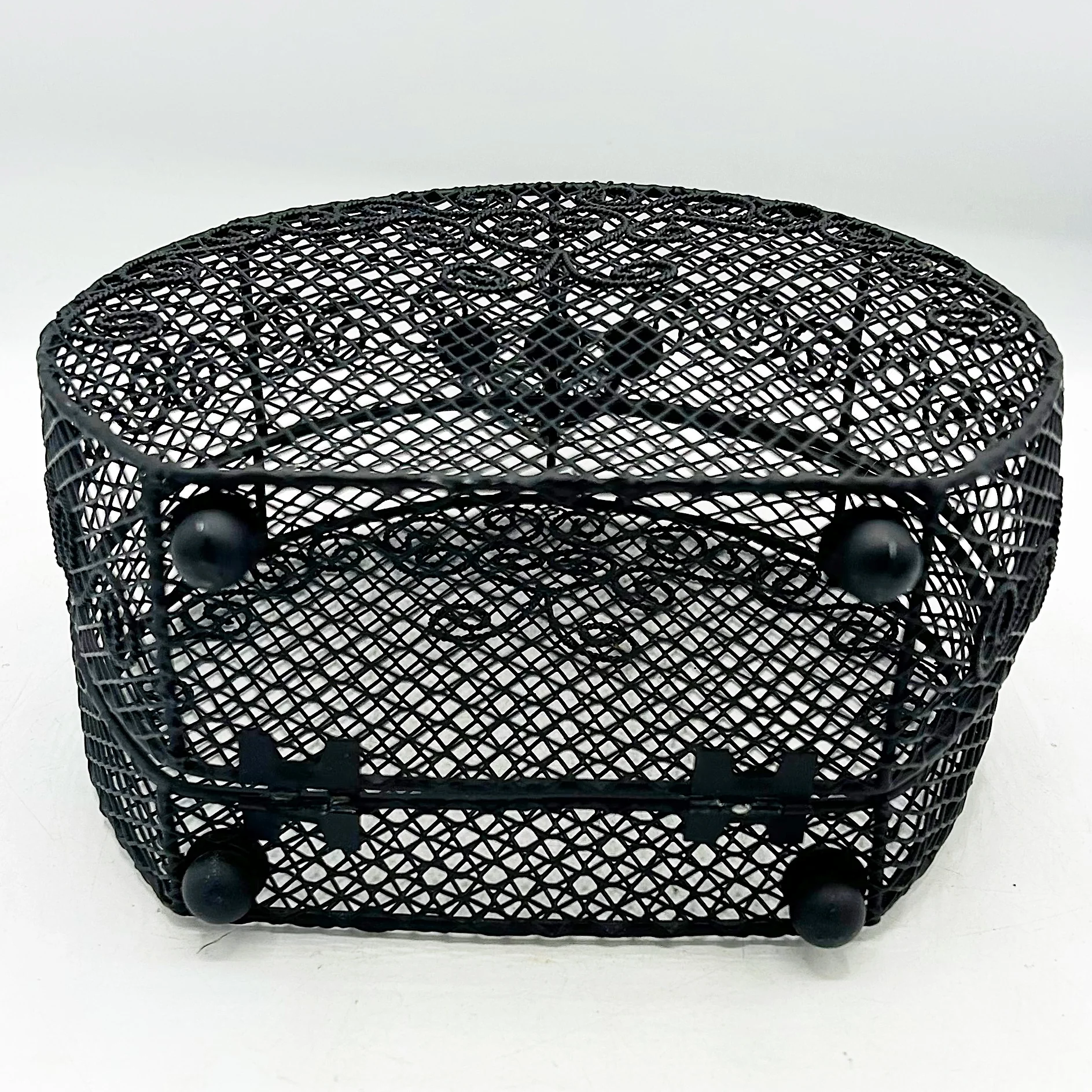 Black Metal Mesh Purse Shaped Container - Image 5