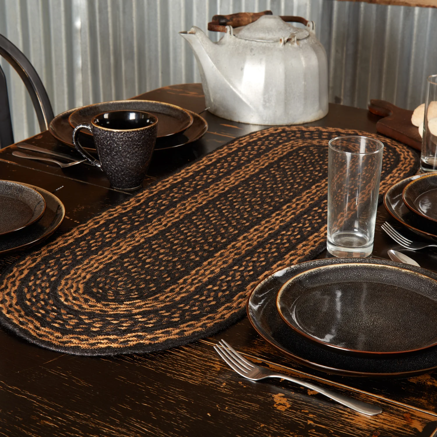 ๐ Black & Tan Jute Runner 13" x 36"