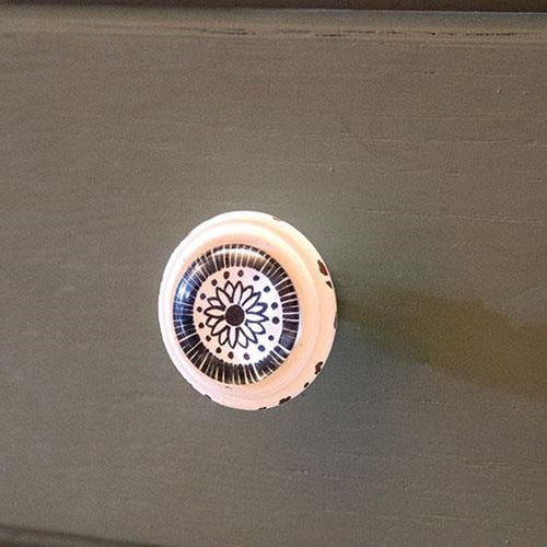 Boho Center Floral Black and White Metal Knob - Image 2