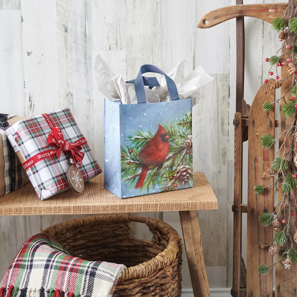 💙 Cardinal on Pine Bough Small Daily Market Tote - Image 3