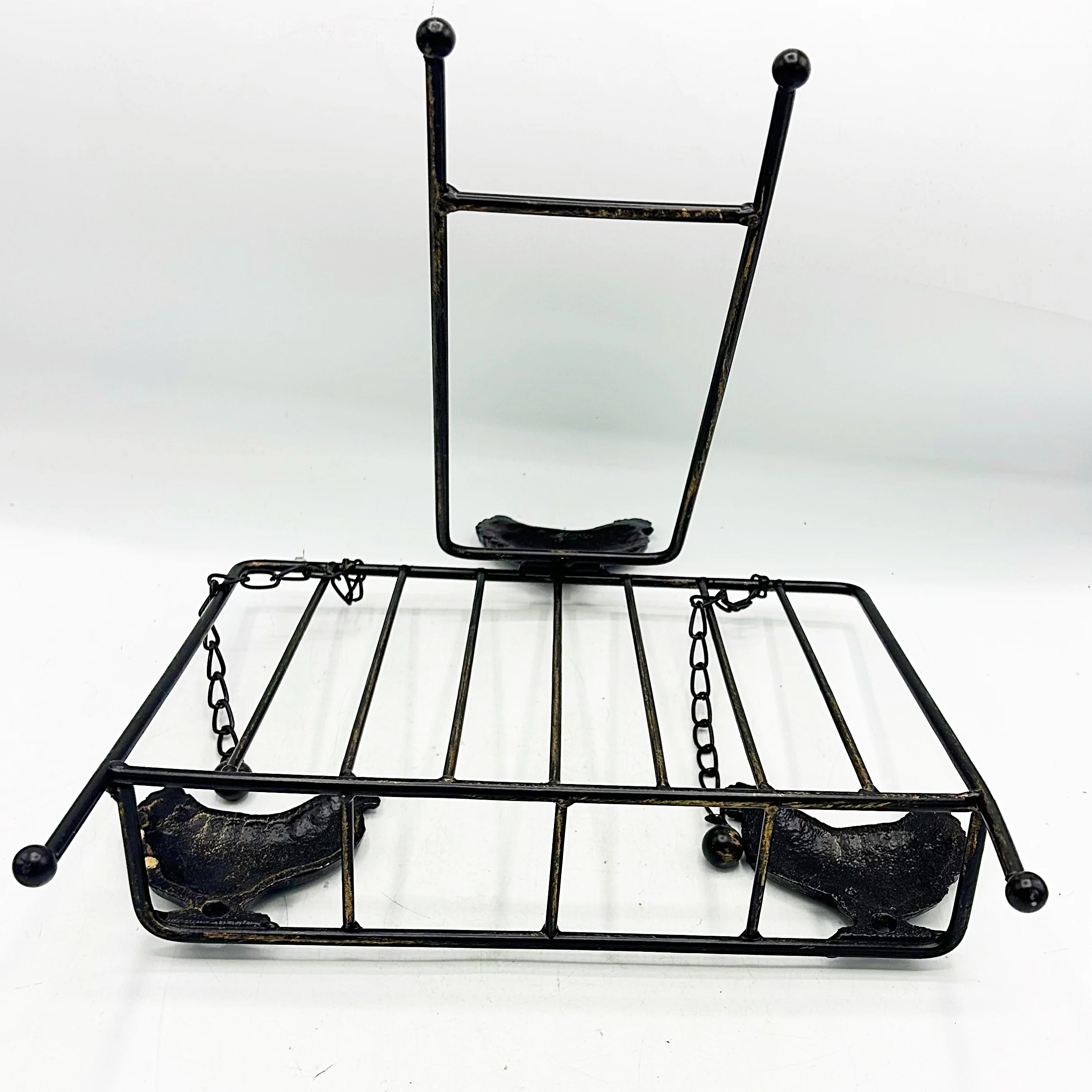 ๐ Cast Iron Black Chicken Recipe Cookbook Holder - Image 7