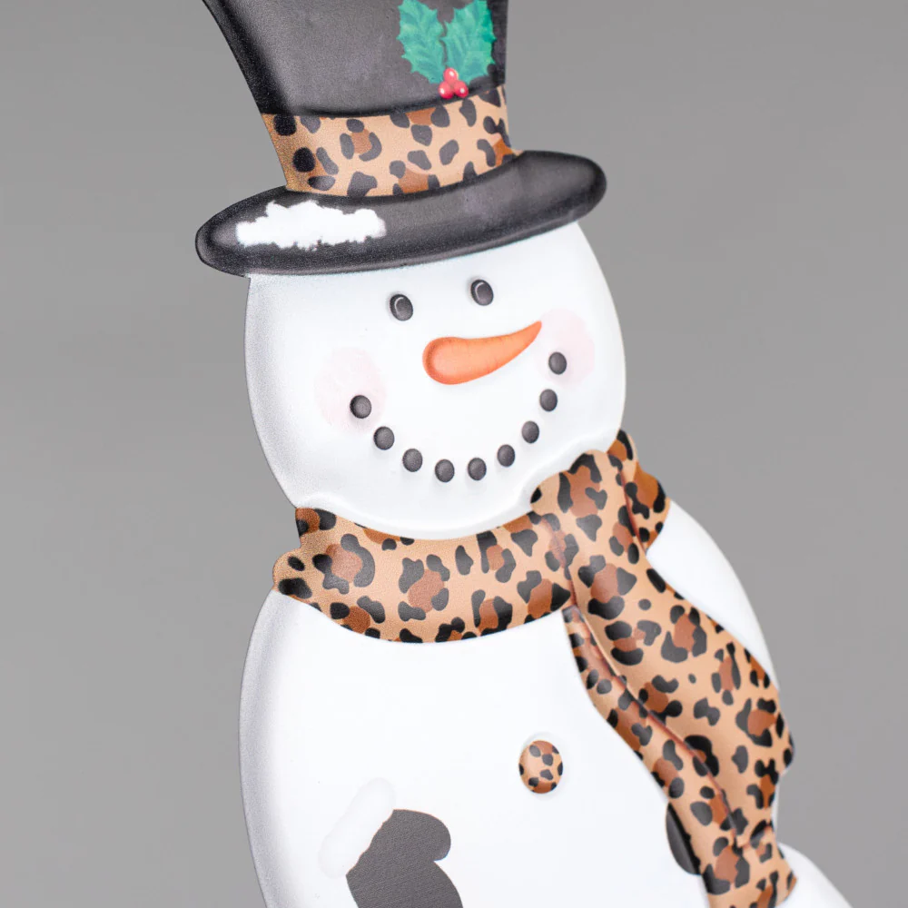 ๐ Cheetah Scarf Snowman 12" Metal Embossed Hanging Decor - Image 2