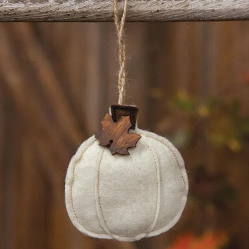 ๐ Cream Pumpkin Felt Ornament - Image 2