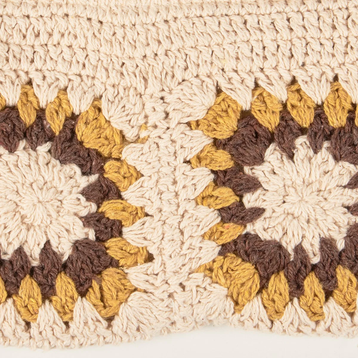 Crochet Sunflower Wristlet - Image 5