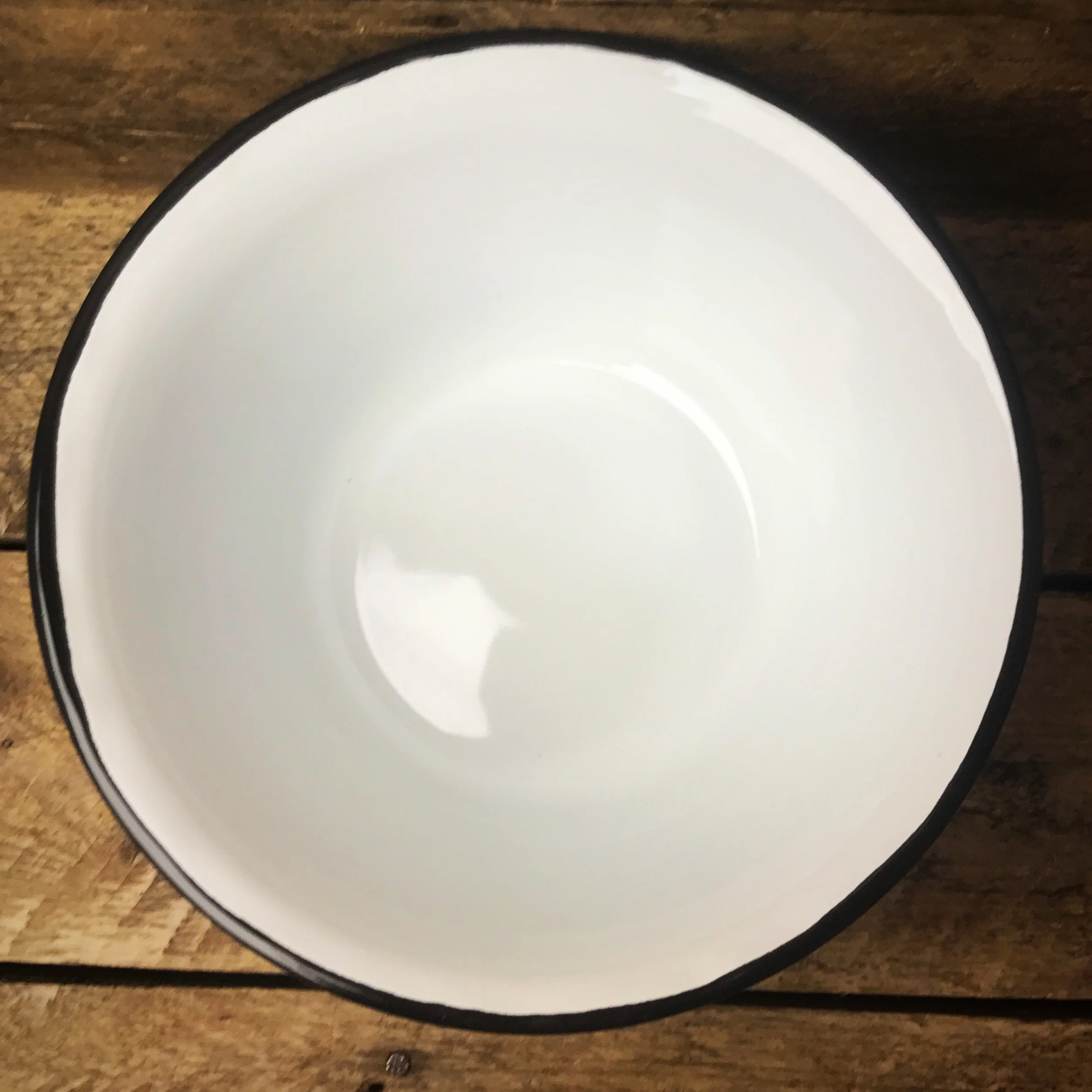 💙 Enamelware Soaps Bowl white with black trim - Image 3