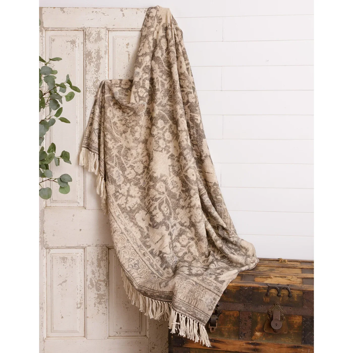 Faded Gray and Cream Antique-Style Rug Slub Throw - Image 2