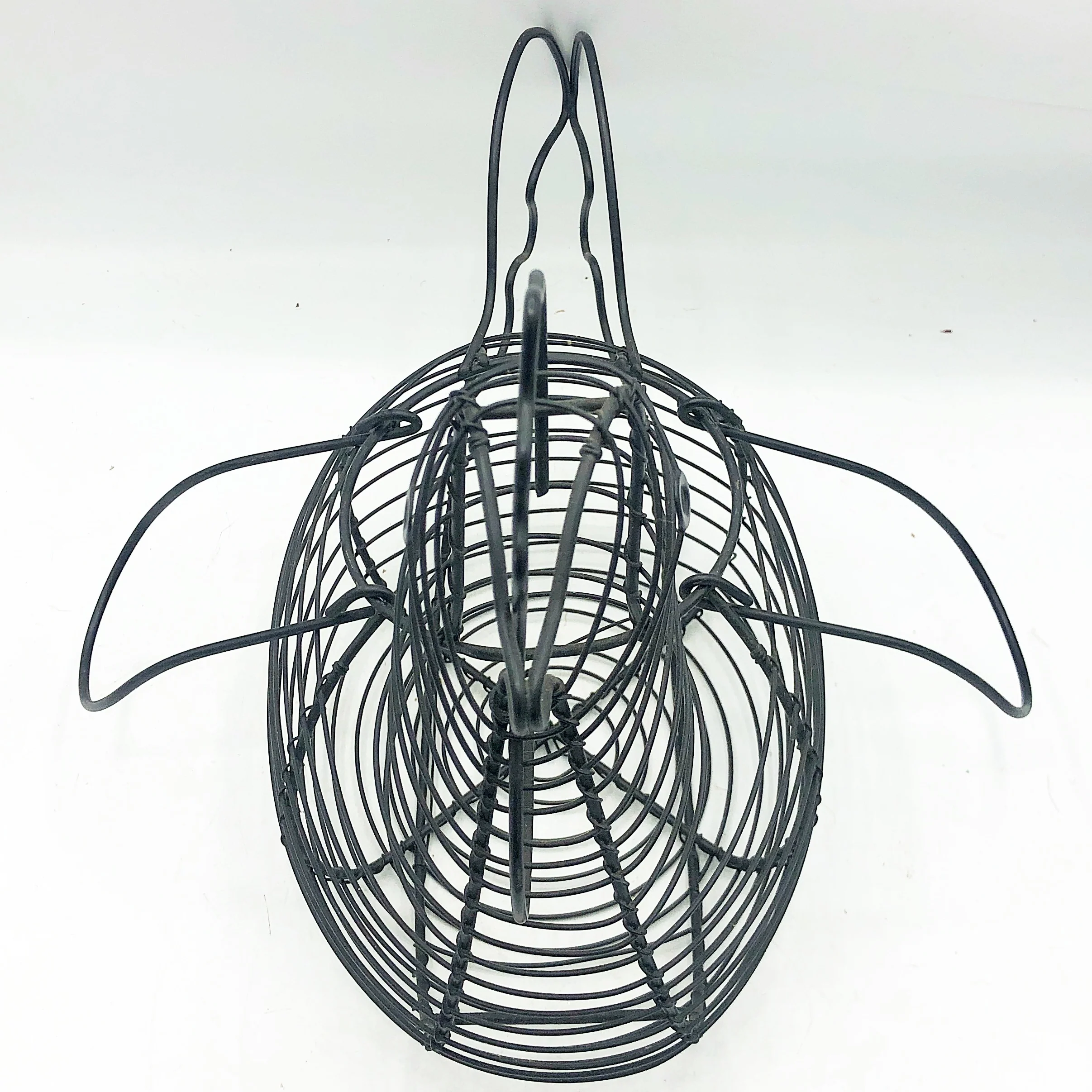 ๐ Farmhouse Chicken Shaped Black Wire Basket - Image 5