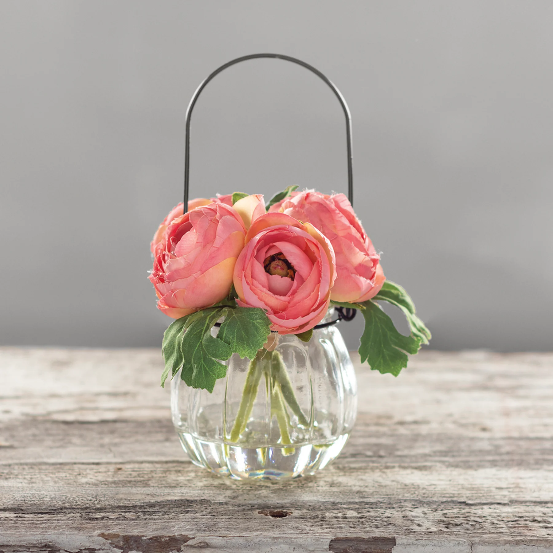 💙 Faux Pink Ranunculus Flowers in Glass Vase