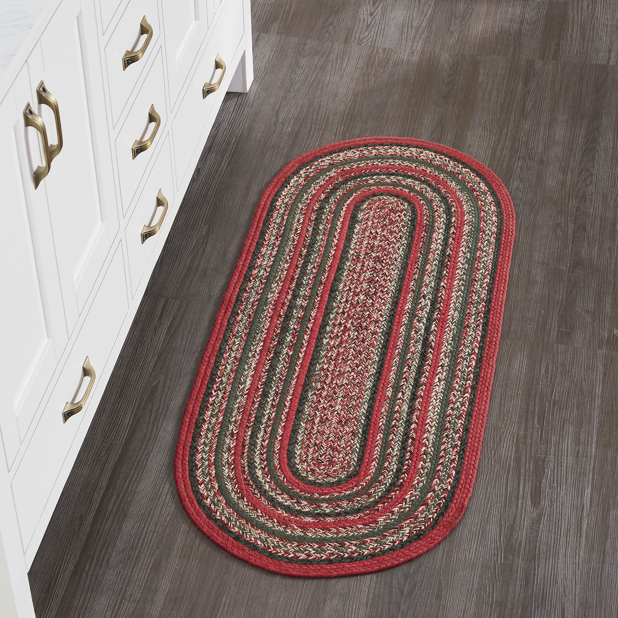 ๐ Forrester Christmas Hues Indoor/Outdoor Rug Oval 17" x 36"