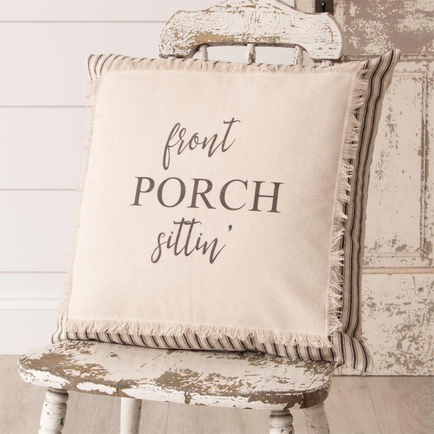 Front Porch Sittin' 18" Accent Pillow