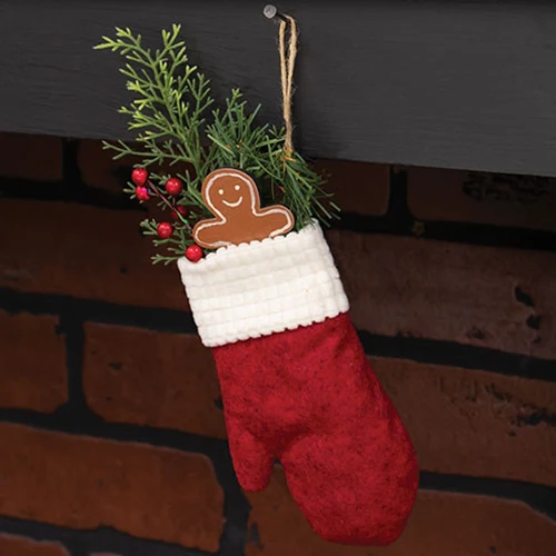 ๐ Gingerbread and Winter Greens in Mitten Hanging Decor - Image 2
