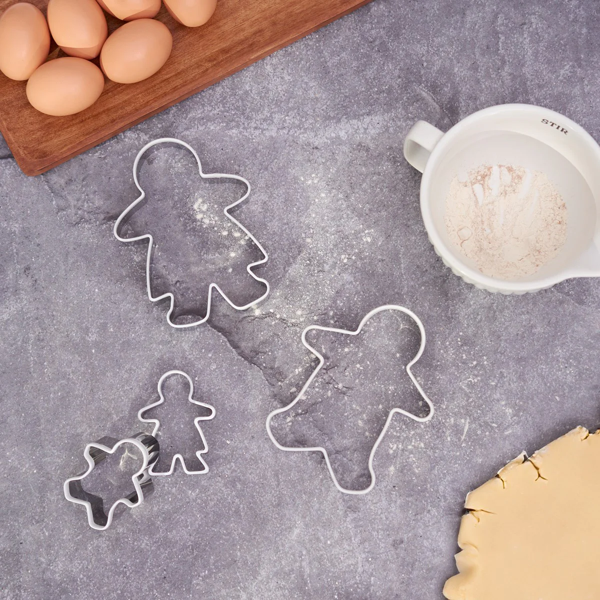 ๐ Gingerbread Family Cookie Cutter Set - Image 2