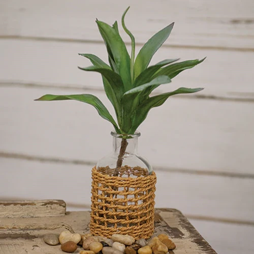 ๐ Glass Bottle In Seagrass Woven Sleeve - Image 2