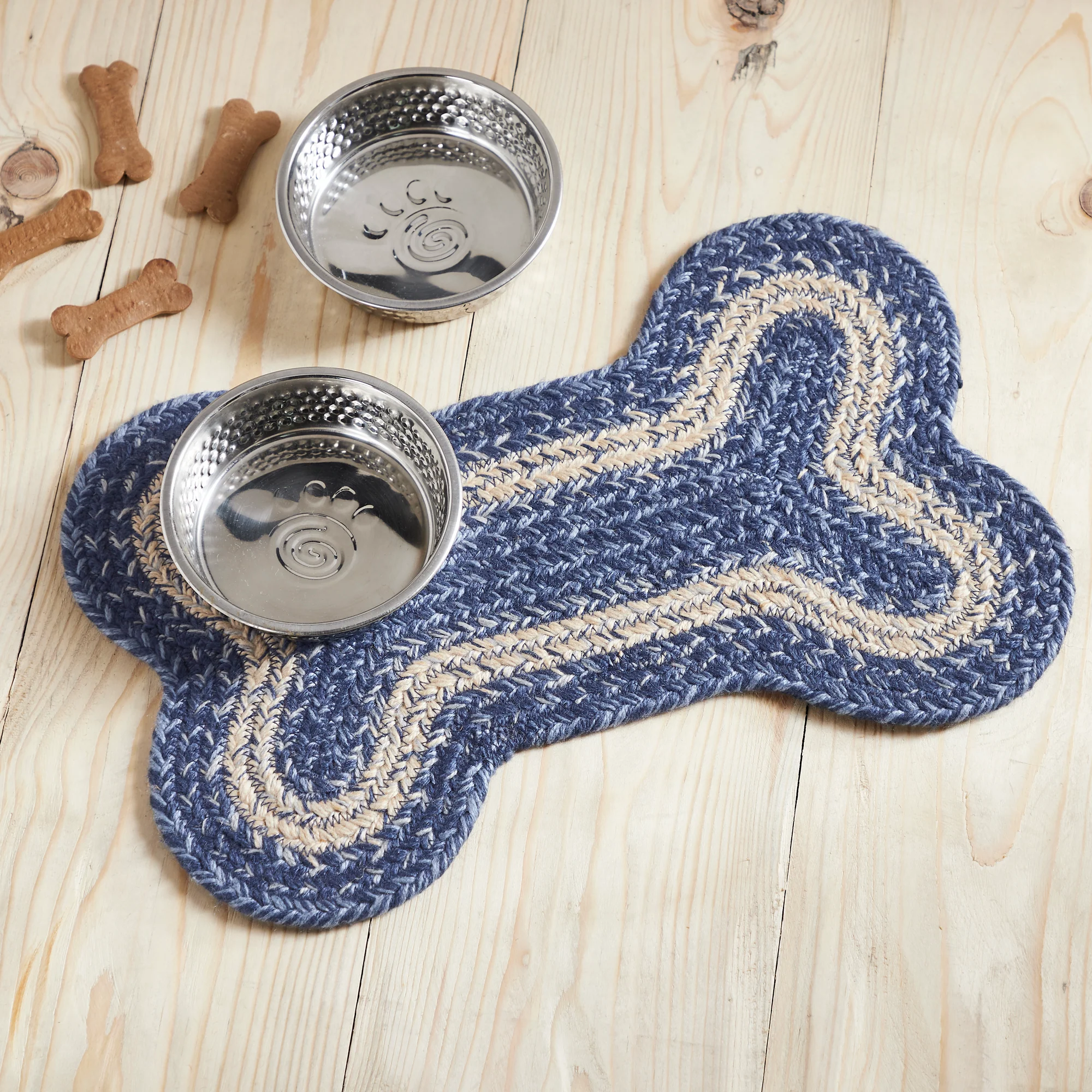 Great Falls Blue Indoor/Outdoor Small Dog Bone Rug