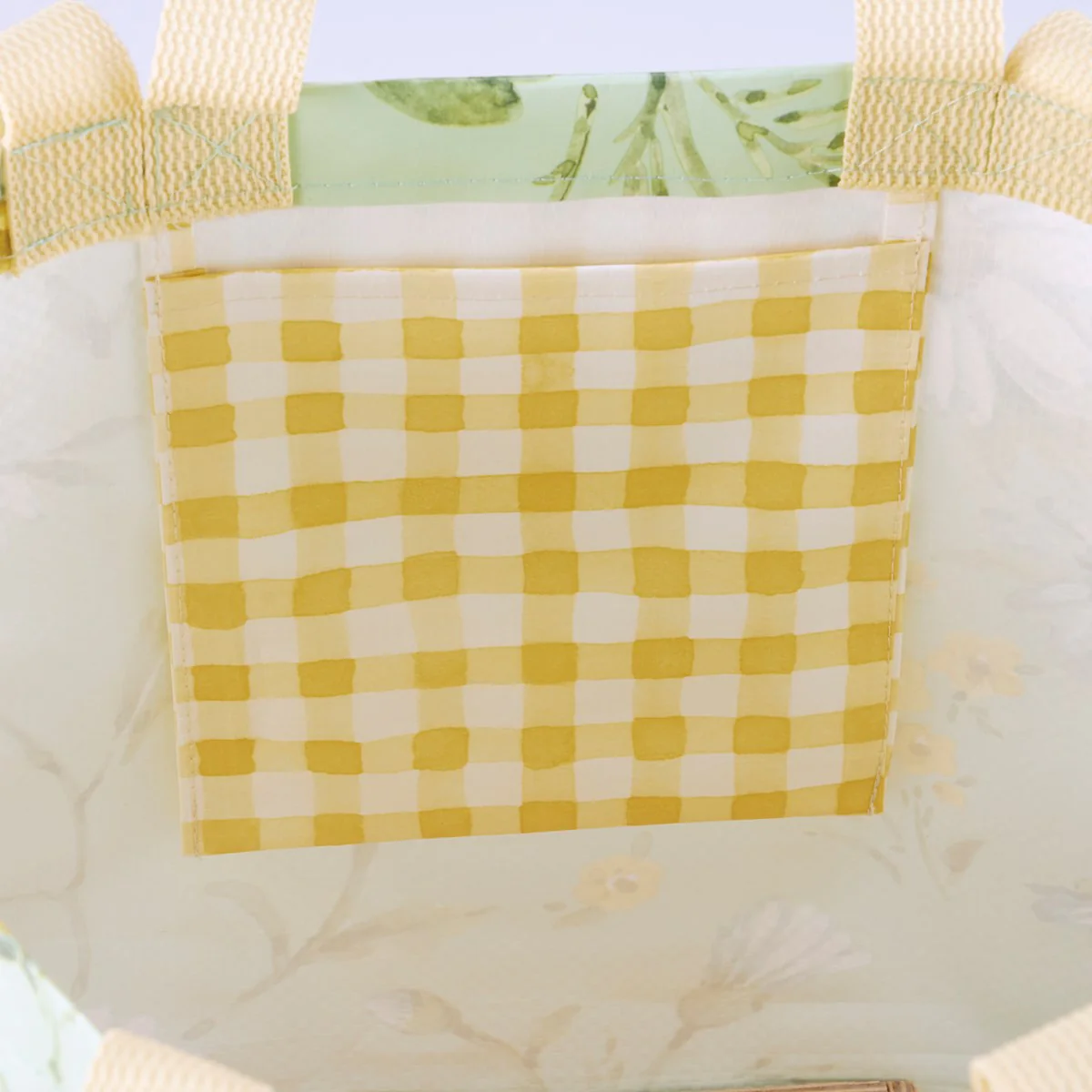 ๐ Green Daisy Market Tote Bag - Image 4