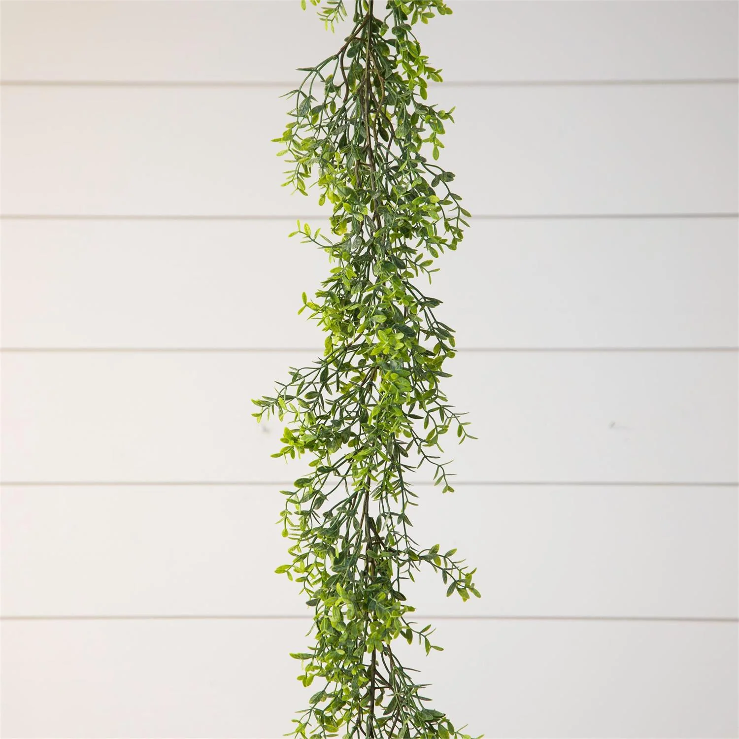 Green Leaf 80" Faux Foliage Garland