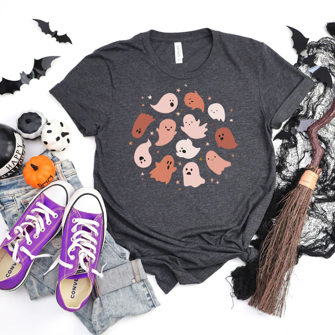 💙 Ghost Friends Circle Halloween T-Shirt