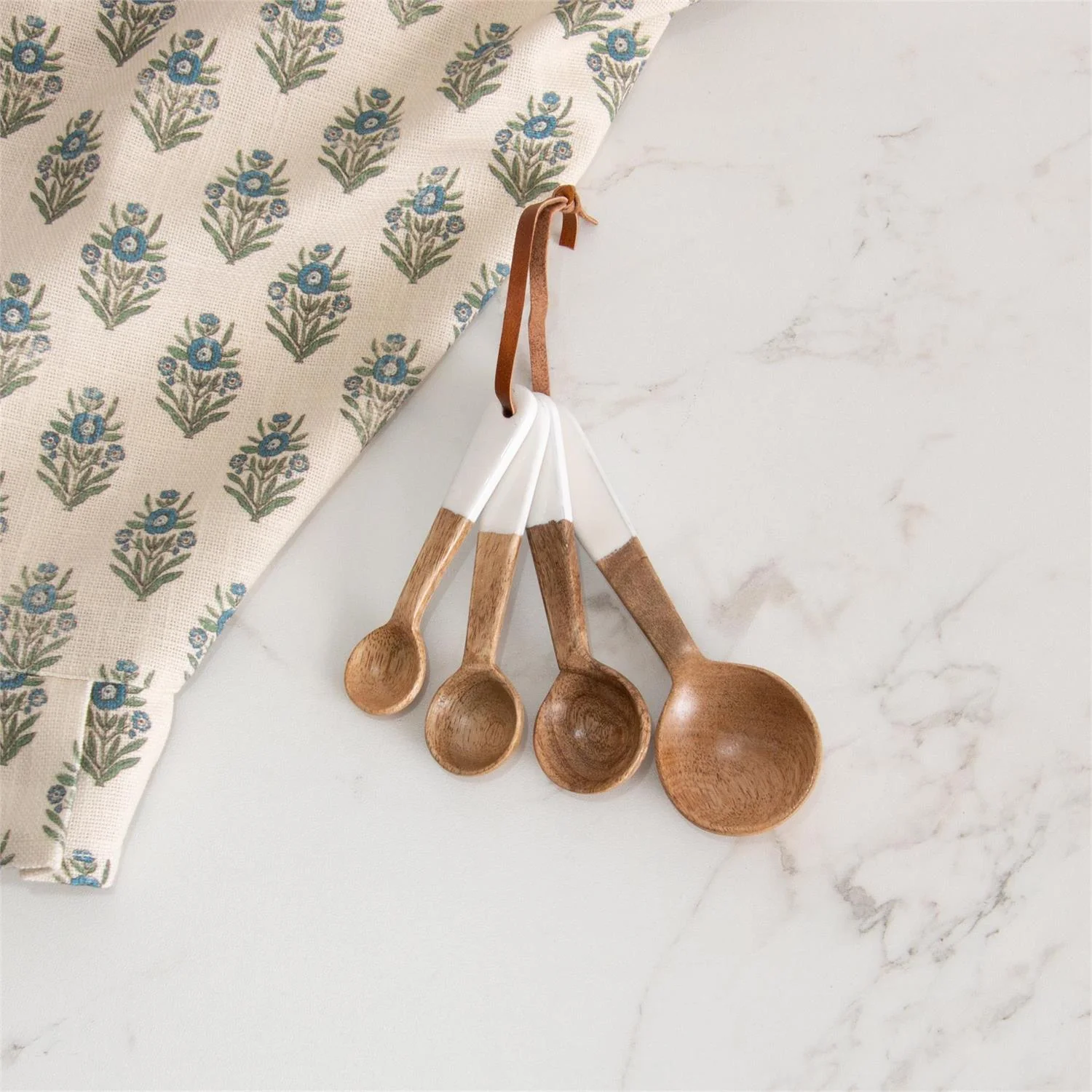 Mango Wood Measuring Spoons with White Enamel Handles