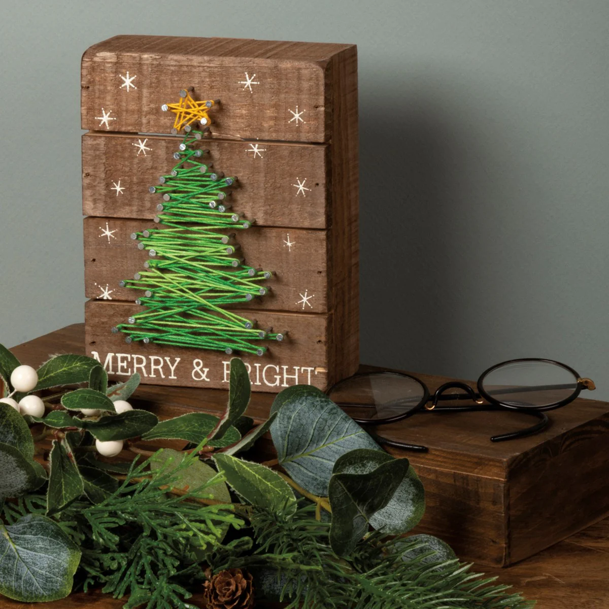 💙 Merry & Bright Christmas Tree String Art