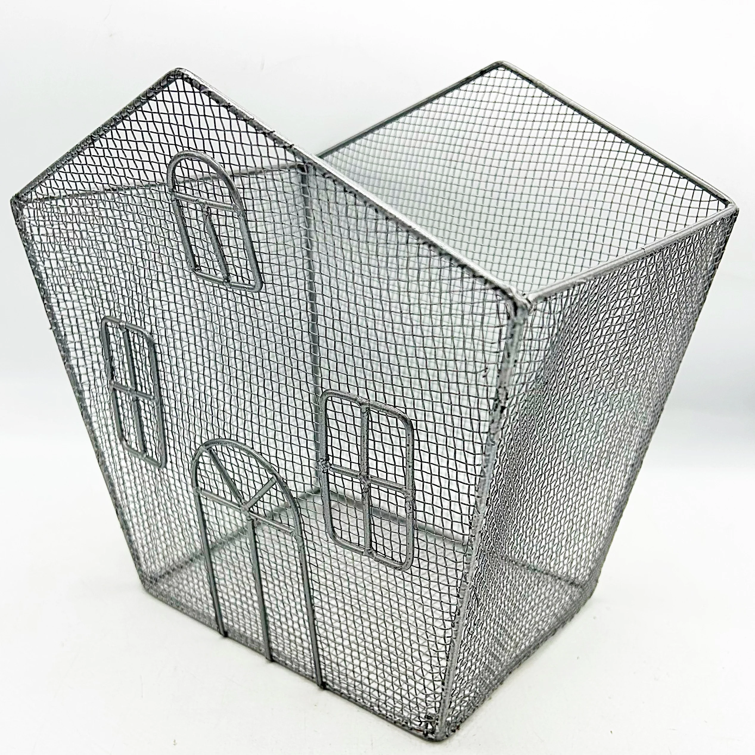 ๐ Metal House Shaped Storage Basket 9" H
