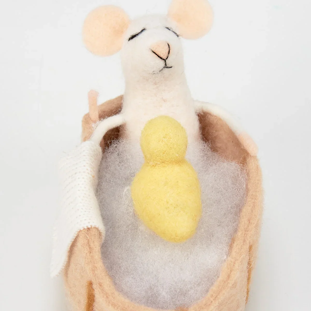 💙 Mouse and Ducky Friend in Bathtub Felt Critter - Image 3