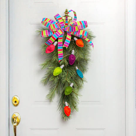 Multicolor Felt Light Bulbs 4 ft Garland - Image 3