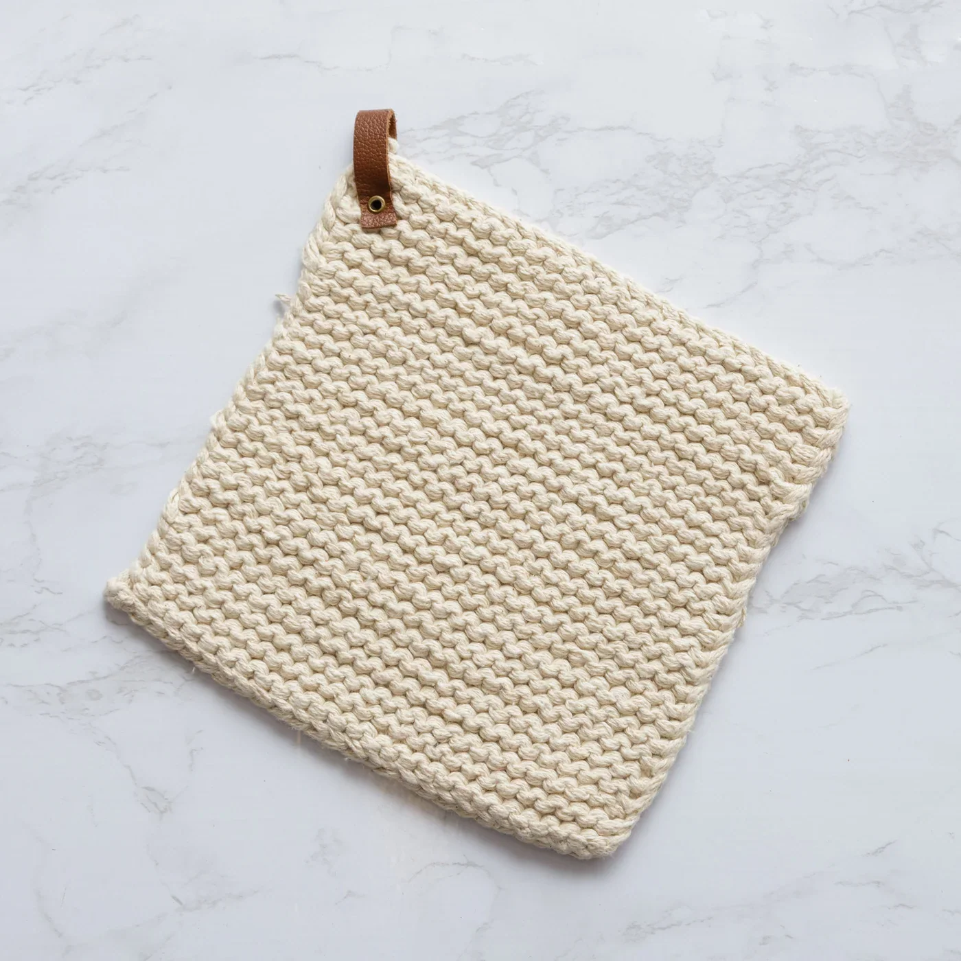 ๐ Natural Hued 8" Knitted Pot Holder
