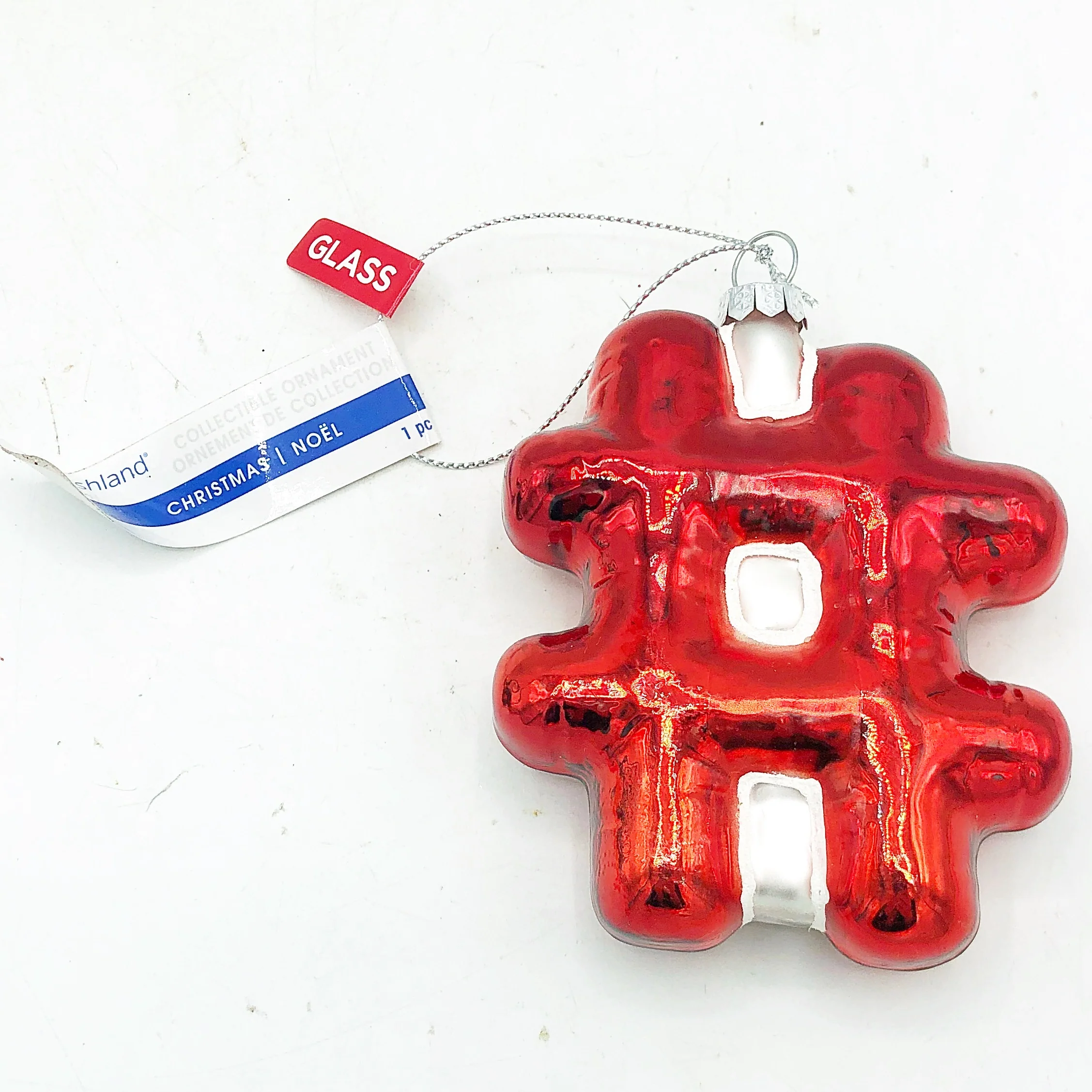 💙 Red Hashtag Blown Glass Ornament - Image 3