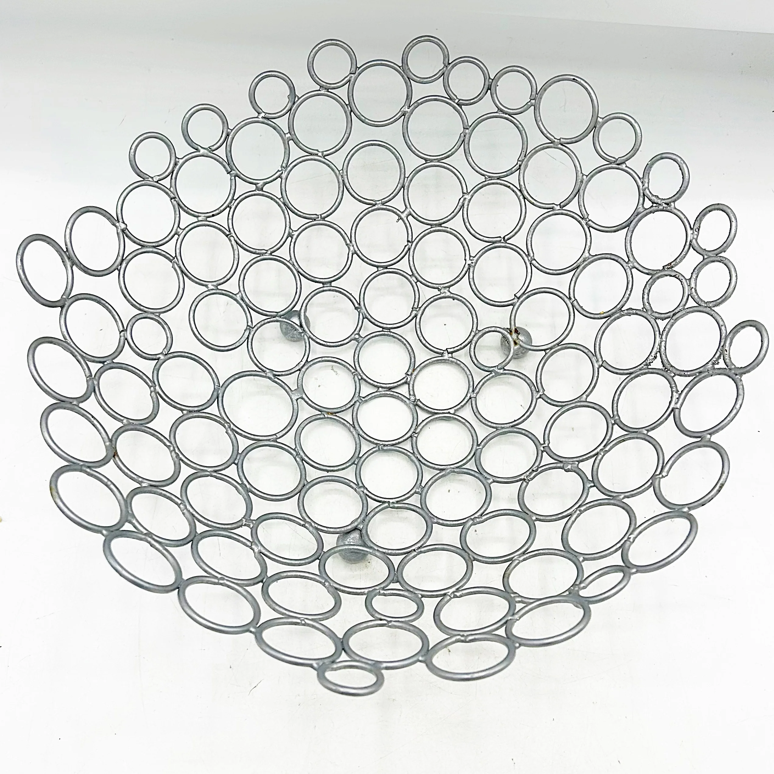 Retro Circle Wire Round Display Basket 11" - Image 2