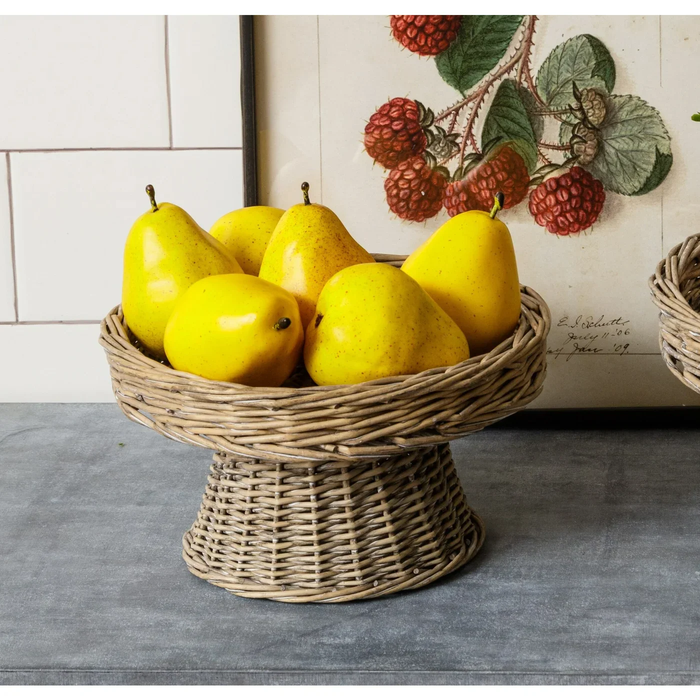Round Willow Riser 10" Diameter