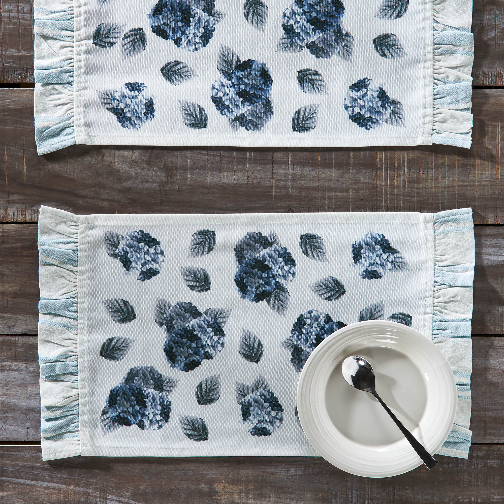 Set of 2 Blue Hydrangea Ruffled Placemats