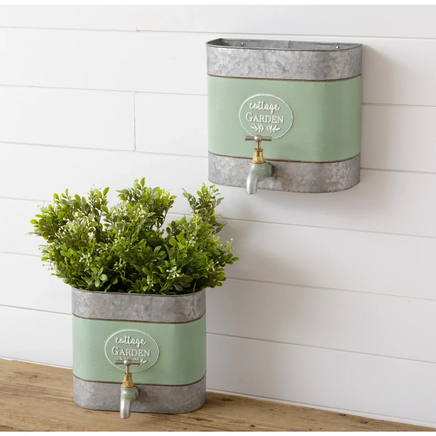 Set of 2 Cottage Garden Wall Hanging Planters