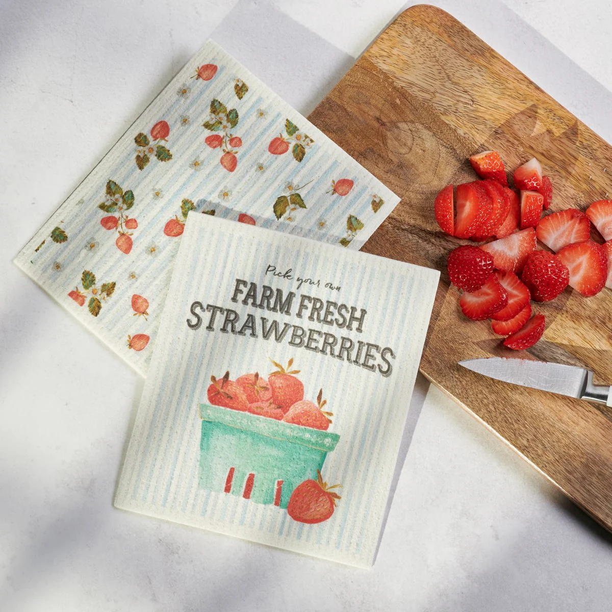 Set of 2 Farm Fresh Strawberries Swedish Dishcloth Set - Image 2