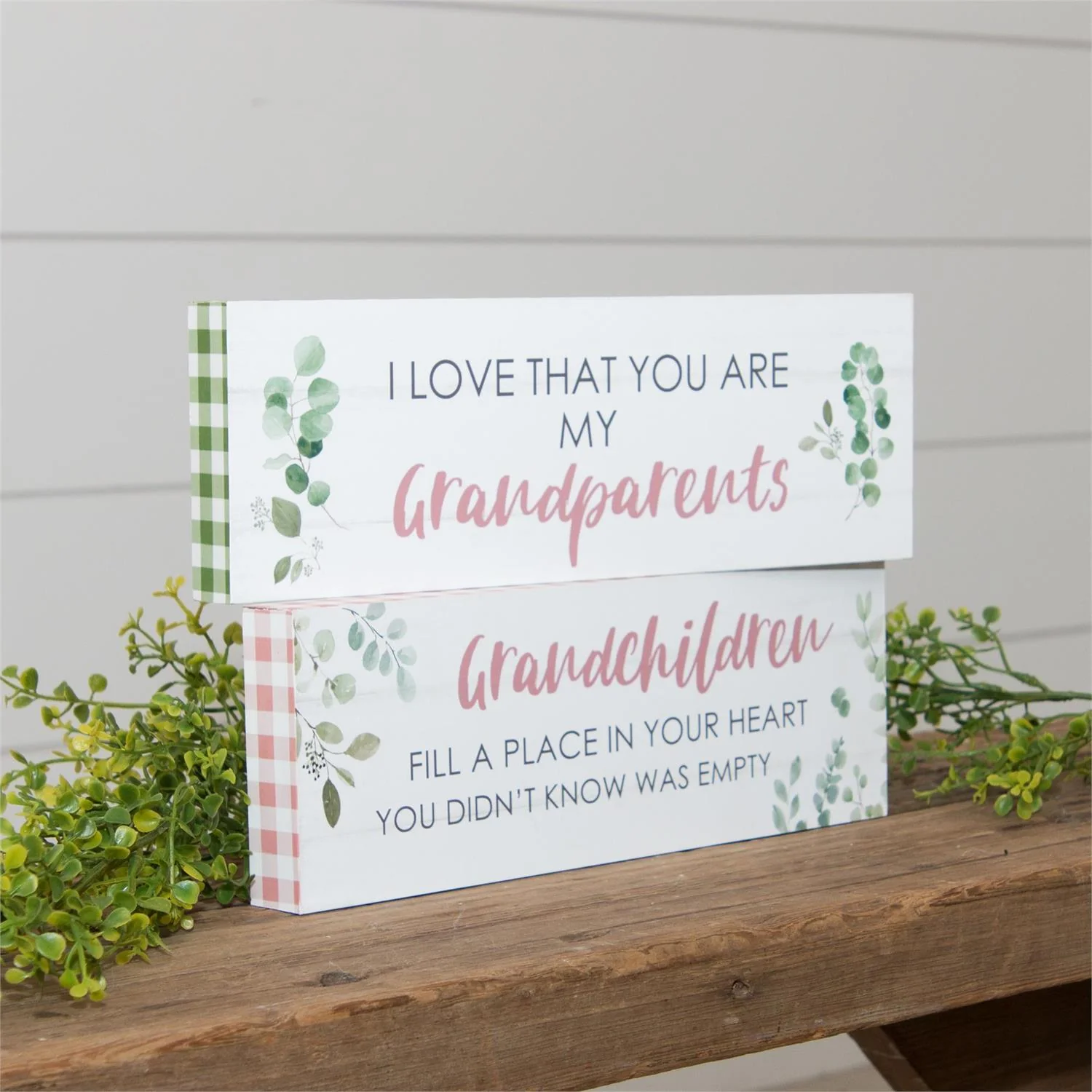 Set of 2 Granparents and Grandchildren Block Signs