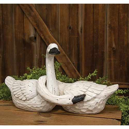 Set of 2 Large Nesting Resin Swans - Image 2