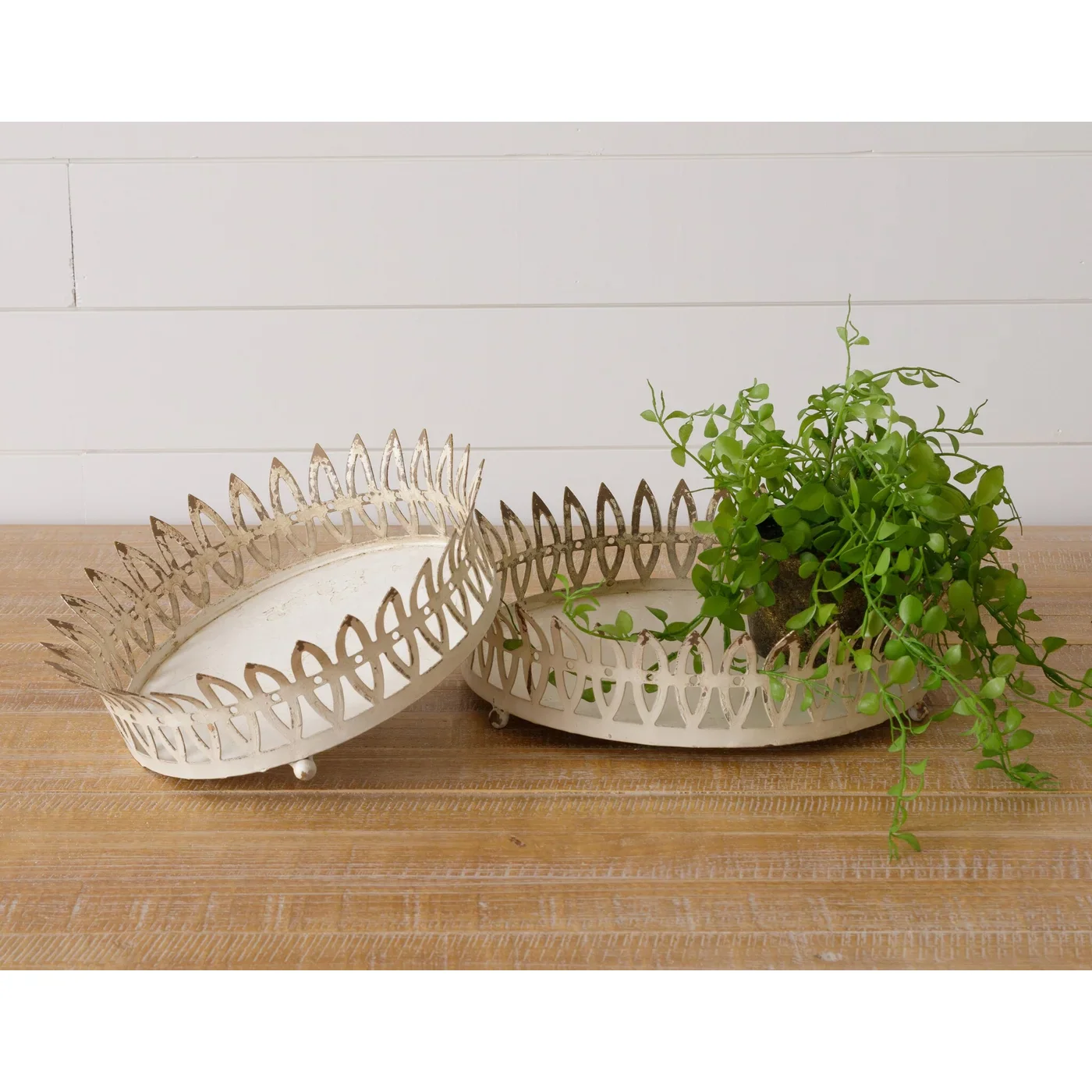 Set of 2 Metal Arch Tray Set - Image 2