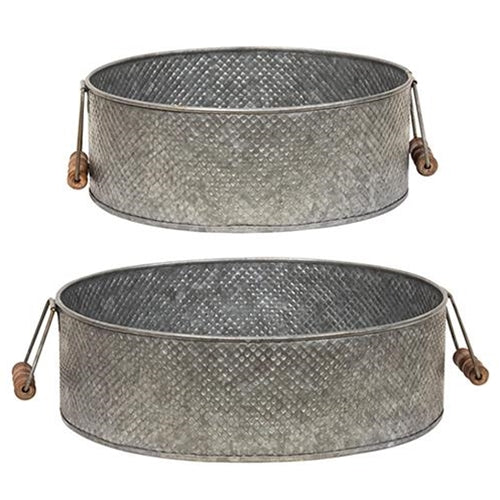 Set of 2 Round Metal Trays With Wooden Handles - Image 2