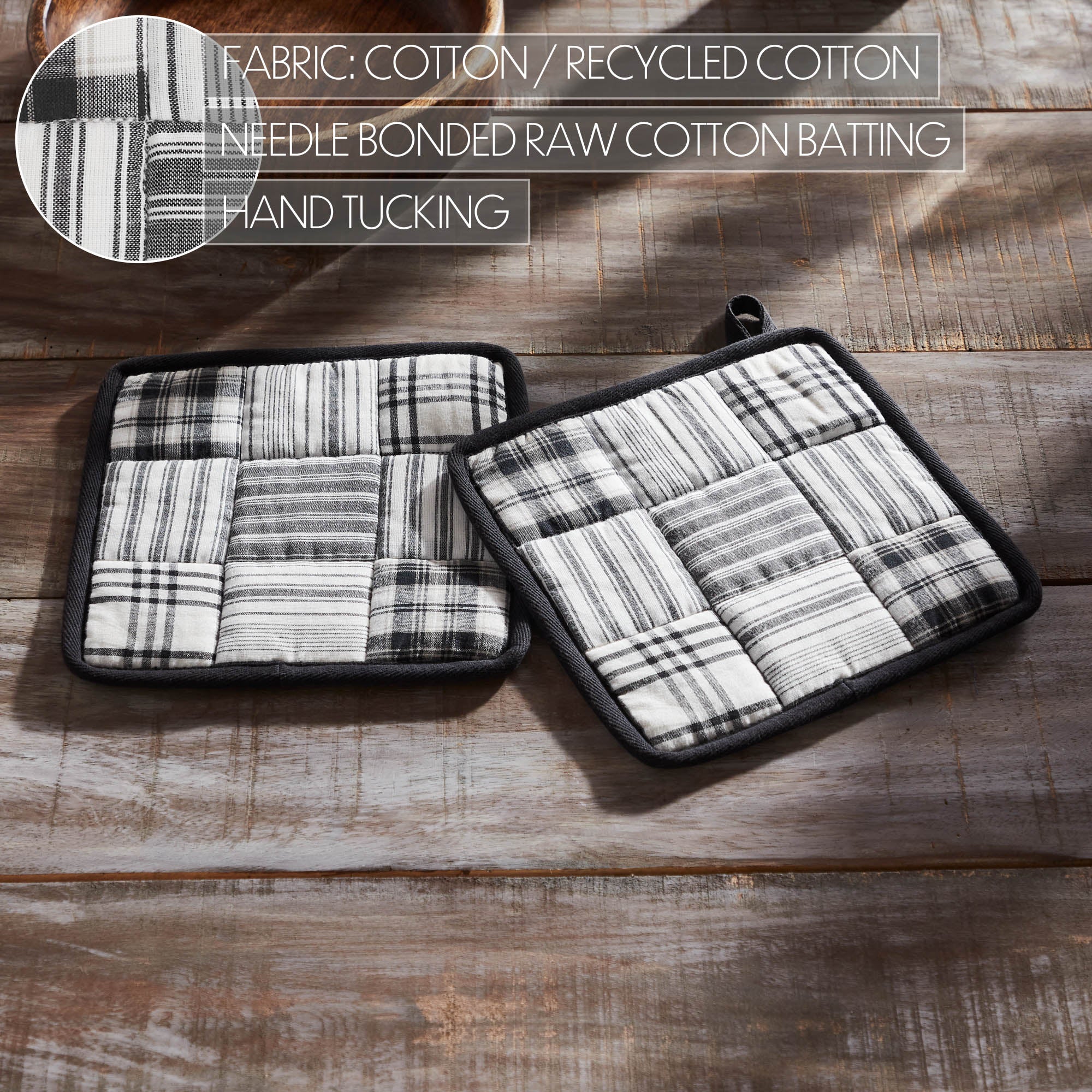 Set of 2 Sawyer Mill Black and White Pot Holders - Image 3