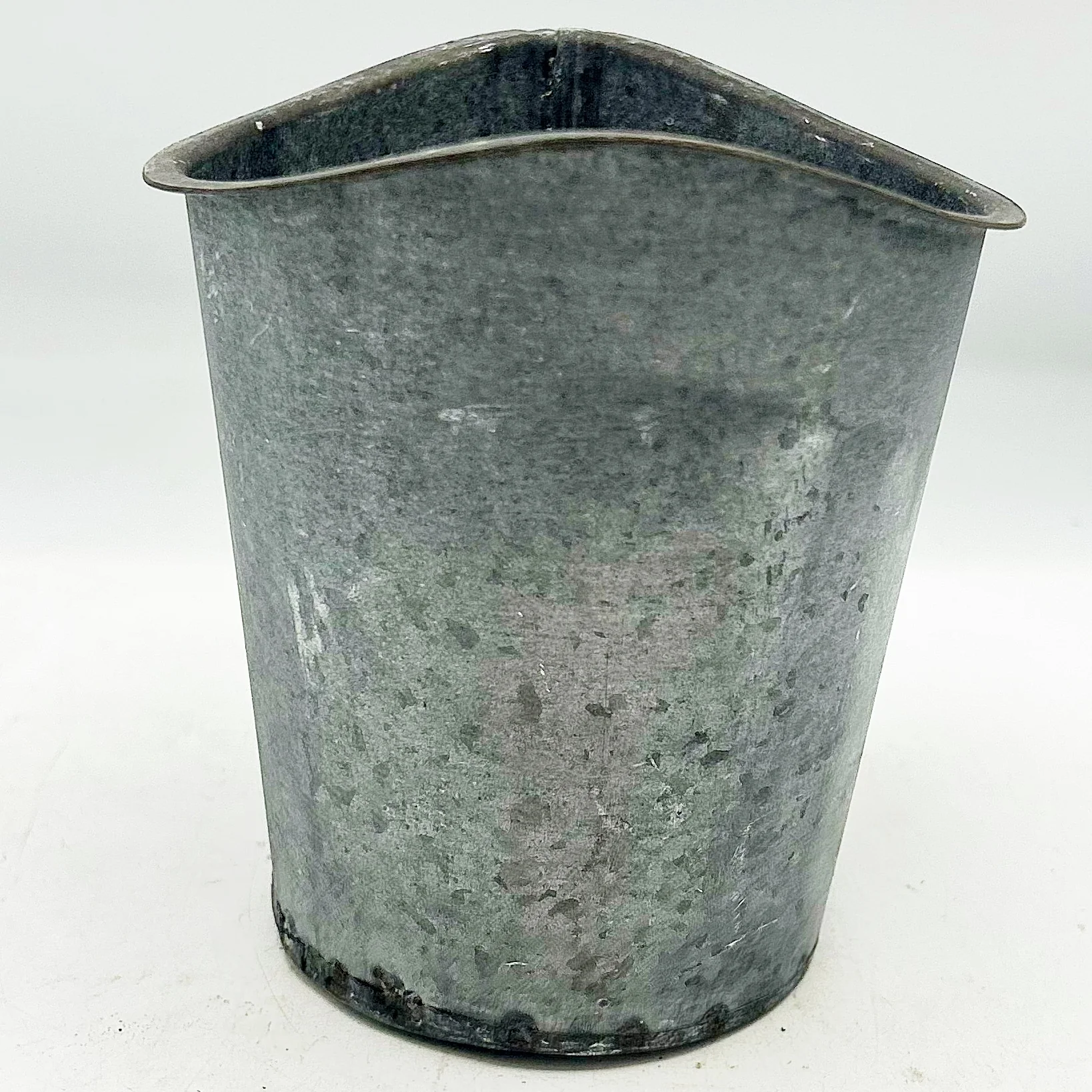 ๐ Rustic Tin Sifter Cup 5" H - Image 3