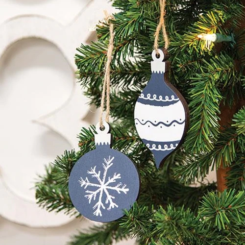 💙 Set of 2 Wooden Snowflake Bulb Christmas Ornaments - Image 2