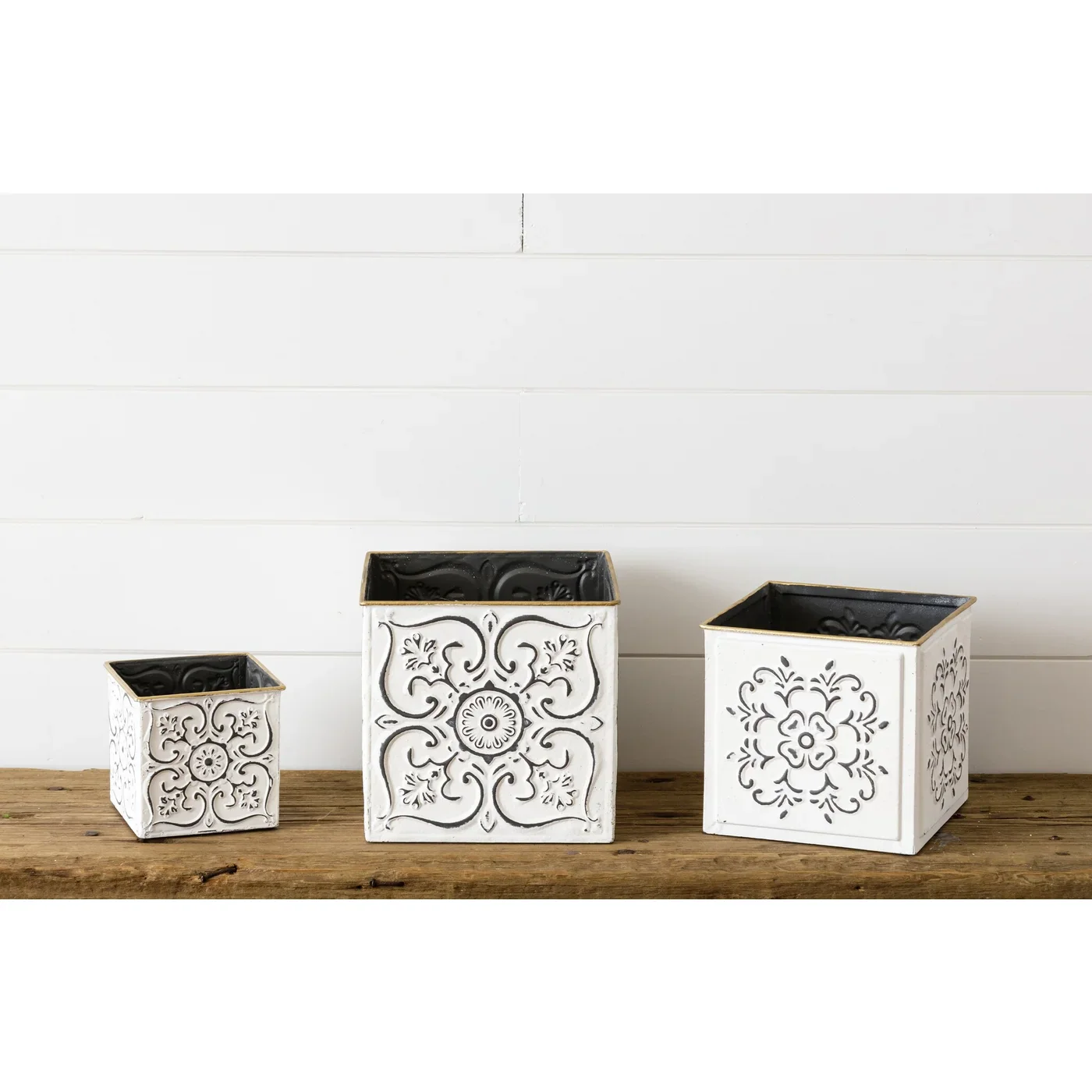 Set of 3 Cottage Distressed White Medallion Tile Containers - Image 2