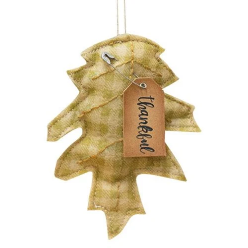 Set of 3 Felt Fall Ornaments - leaves and acorn - Image 2